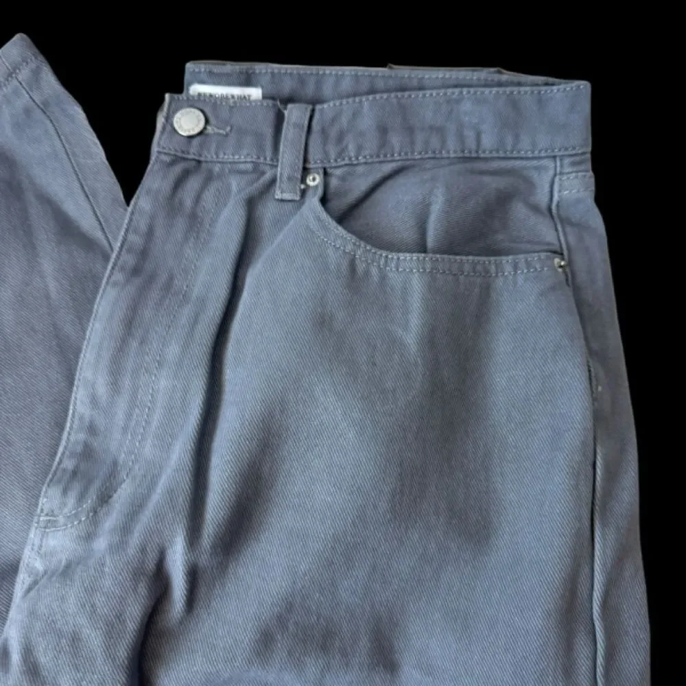 WeWoreWhat NWT Grey Baby Boot High Rise Boot Cut Jeans Sz 31‎